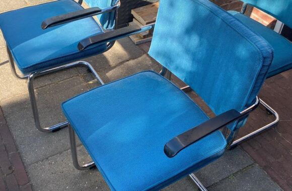 eetstoelen breda reinigen