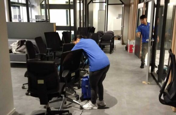 Kantoorstoelen En Kantinestoelen Reinigen Breda Afbeelding 5